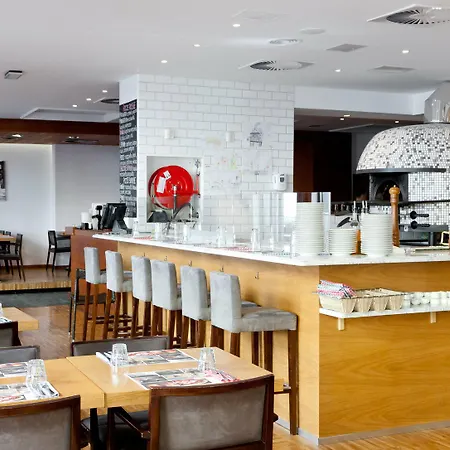 Aparthotel Mamaison Diana