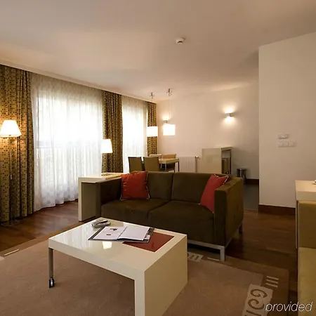 Mamaison Diana Aparthotel Warsaw