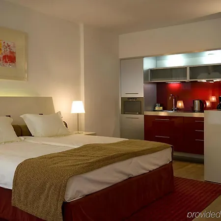 Aparthotel Mamaison Diana 4*