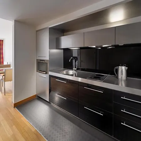 Mamaison Diana Appart hôtel 4*