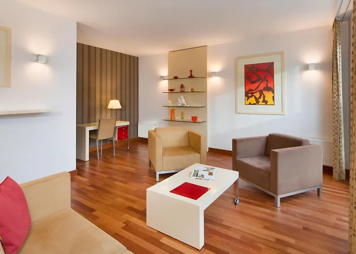 Mamaison Diana Varşova